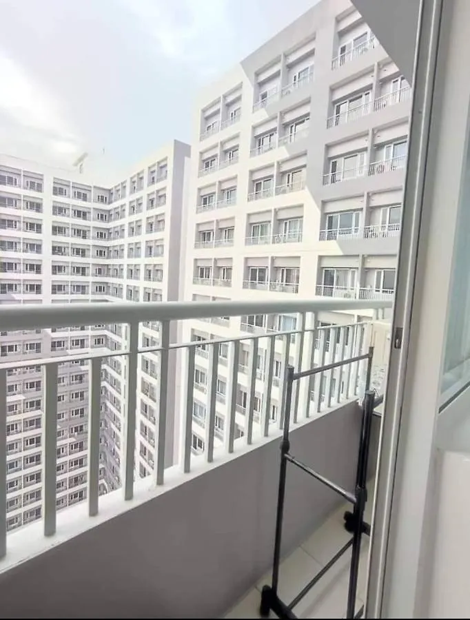 Mary'S Pool View At Grace Residences Near Bgc 马尼拉